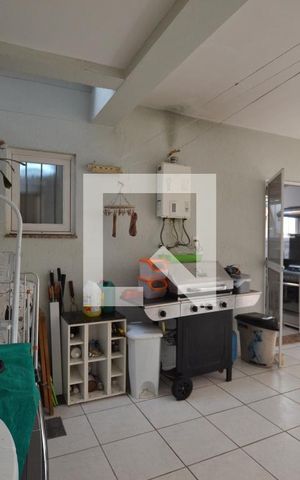 Casa de condomínio à venda com 204m², 4 quartos e 2 vagasGaragem para 2 Carros