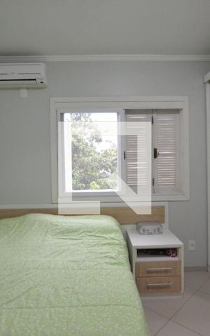 Casa de condomínio à venda com 204m², 4 quartos e 2 vagasQuarto