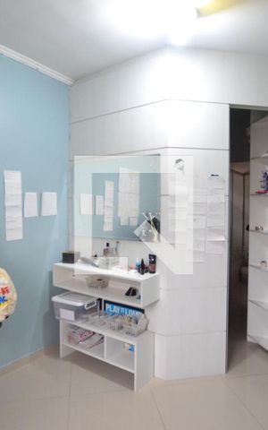 Casa de condomínio à venda com 204m², 4 quartos e 2 vagasSuíte 2