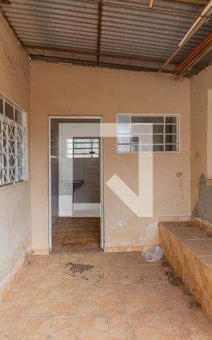 Casa à venda com 400m², 4 quartos e 2 vagas Casa à venda com 400m², 4 quartos e 2 vagasÁrea comum