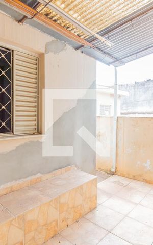 Casa à venda com 400m², 4 quartos e 2 vagas Casa à venda com 400m², 4 quartos e 2 vagasÁrea comum