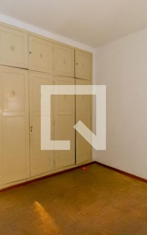 Casa à venda com 400m², 4 quartos e 2 vagas Casa à venda com 400m², 4 quartos e 2 vagasQuarto 3