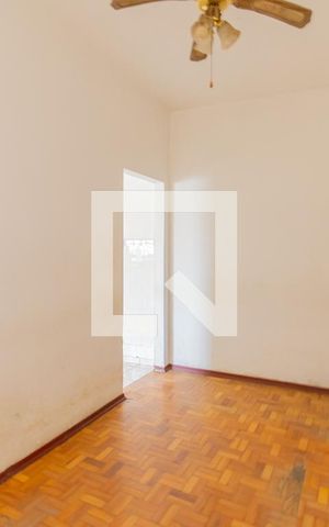 Casa à venda com 400m², 4 quartos e 2 vagas Casa à venda com 400m², 4 quartos e 2 vagasCasa 2 - Sala 2