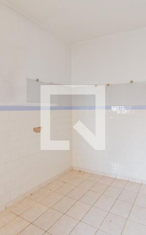 Casa à venda com 400m², 4 quartos e 2 vagas Casa à venda com 400m², 4 quartos e 2 vagasCasa 2 - Cozinha