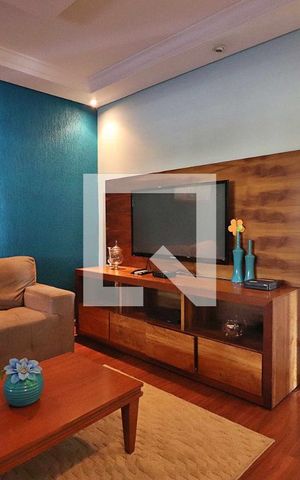 Casa à venda com 300m², 3 quartos e 2 vagasSala