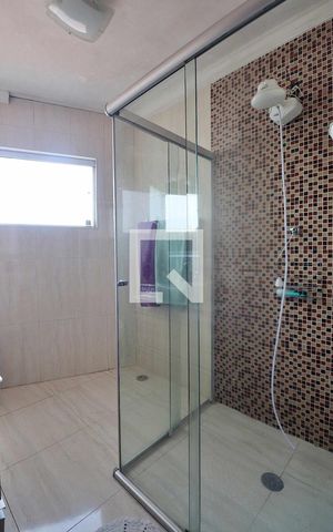 Casa à venda com 300m², 3 quartos e 2 vagasBanheiro Social
