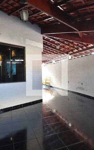 Casa à venda com 300m², 3 quartos e 2 vagasGaragem