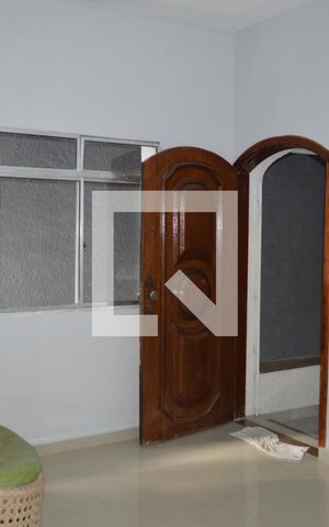 Casa para alugar com 480m², 7 quartos e 1 vagaSala