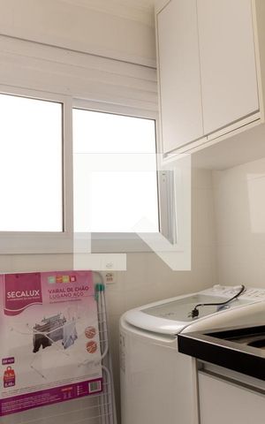 Apartamento à venda com 64m², 2 quartos e 1 vagaÁrea de Serviço