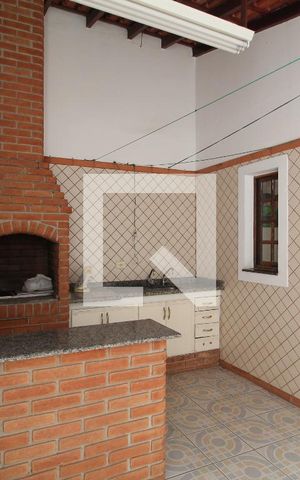 Casa para alugar com 163m², 3 quartos e 4 vagasChurrasqueira