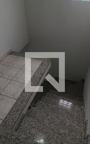 Casa para alugar com 163m², 3 quartos e 4 vagasEscada