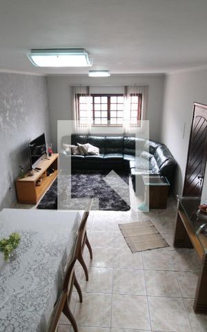 Casa para alugar com 163m², 3 quartos e 4 vagasSala