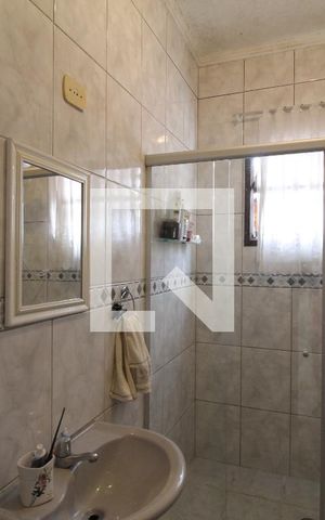 Casa para alugar com 163m², 3 quartos e 4 vagasBanheiro 1