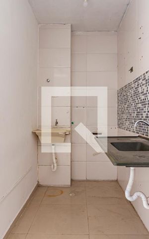 Apartamento à venda com 100m², 2 quartos e 1 vaga Apartamento à venda com 100m², 2 quartos e 1 vagaCozinha e Área de Serviço