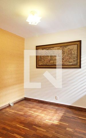 Casa à venda com 123m², 3 quartos e 2 vagasSala