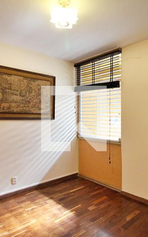 Casa à venda com 123m², 3 quartos e 2 vagasSala