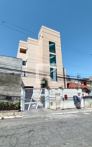 Apartamento à venda com 60m², 2 quartos e 1 vaga Apartamento à venda com 60m², 2 quartos e 1 vagaFachada