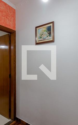 Casa à venda com 240m², 3 quartos e 4 vagas Casa à venda com 240m², 3 quartos e 4 vagasLavabo