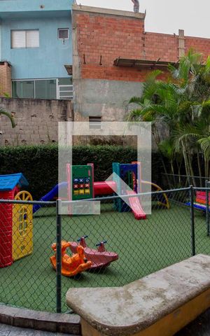 Apartamento para alugar com 47m², 2 quartos e 1 vaga Apartamento para alugar com 47m², 2 quartos e 1 vagaÁrea Comum - Playground
