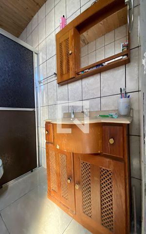 Casa à venda com 150000m², 4 quartos e 2 vagasBanheiro 3