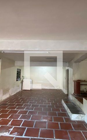 Casa à venda com 150000m², 4 quartos e 2 vagasGaragem