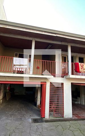 Casa à venda com 150000m², 4 quartos e 2 vagasÁrea Externa