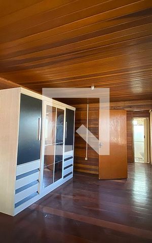 Casa à venda com 150000m², 4 quartos e 2 vagasQuarto 1