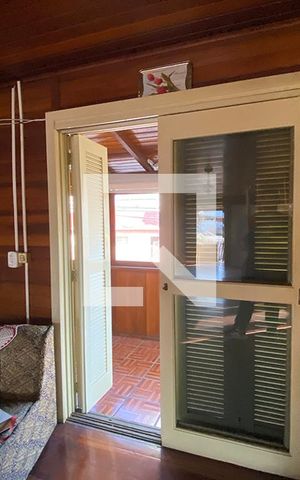 Casa à venda com 150000m², 4 quartos e 2 vagasSala