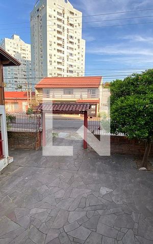 Casa à venda com 150000m², 4 quartos e 2 vagasÁrea Externa