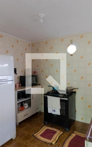 Casa de condomínio à venda com 285m², 4 quartos e 5 vagas Casa de condomínio à venda com 285m², 4 quartos e 5 vagasCozinha