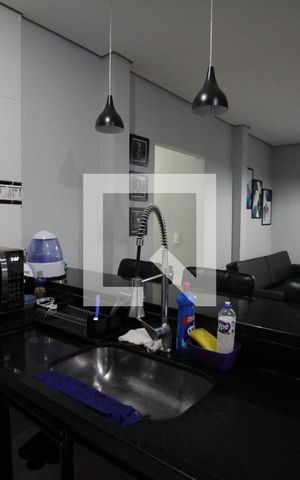 Apartamento à venda com 100m², 3 quartos e 2 vagasCozinha