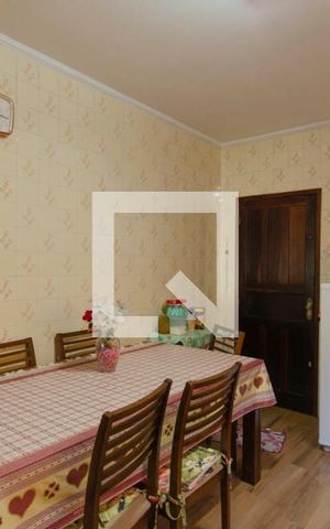 Casa à venda com 150m², 4 quartos e 2 vagas Casa à venda com 150m², 4 quartos e 2 vagasCozinha