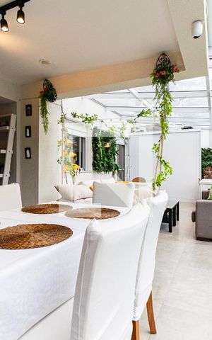 Apartamento à venda com 154m², 2 quartos e 1 vagaVaranda
