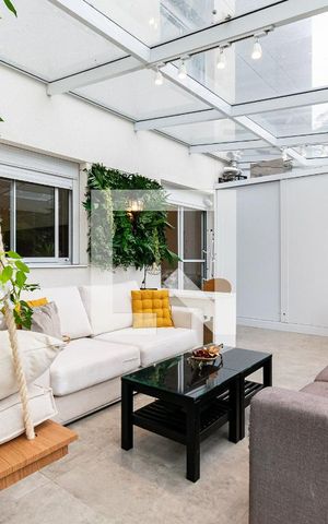 Apartamento à venda com 154m², 2 quartos e 1 vagaVaranda