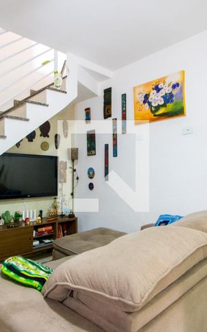 Apartamento à venda com 110m², 2 quartos e 1 vaga Apartamento à venda com 110m², 2 quartos e 1 vagaSala