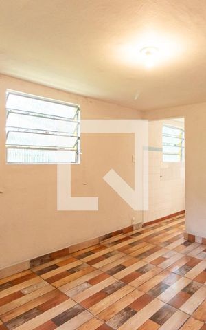 Casa para alugar com 45m², 1 quarto e sem vagaQuarto 1