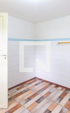 Casa para alugar com 45m², 1 quarto e sem vagaBanheiro
