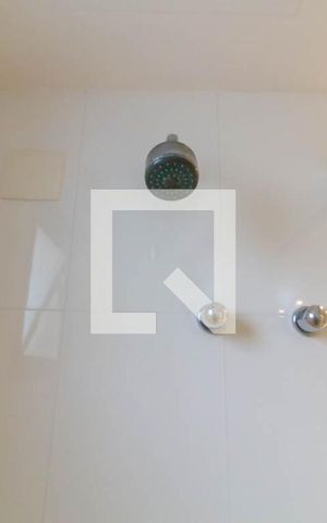 Apartamento à venda com 374m², 4 quartos e 6 vagas Apartamento à venda com 374m², 4 quartos e 6 vagasBanheiro da Suíte 3