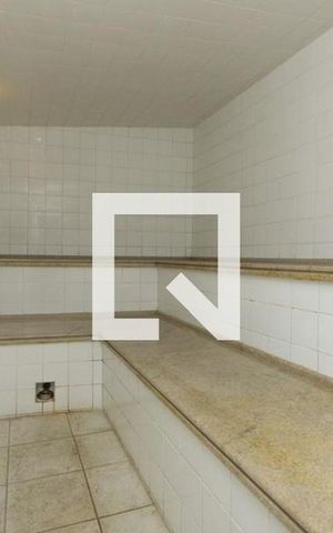 Apartamento à venda com 374m², 4 quartos e 6 vagas Apartamento à venda com 374m², 4 quartos e 6 vagasÁrea comum - Sauna