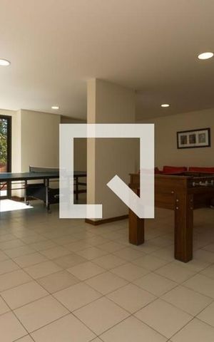 Apartamento à venda com 374m², 4 quartos e 6 vagas Apartamento à venda com 374m², 4 quartos e 6 vagasÁrea comum - Salão de Jogos