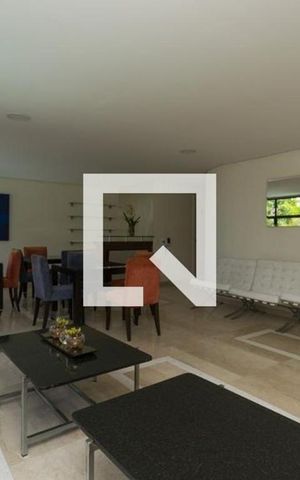 Apartamento à venda com 374m², 4 quartos e 6 vagas Apartamento à venda com 374m², 4 quartos e 6 vagasÁrea comum - Salão de festas