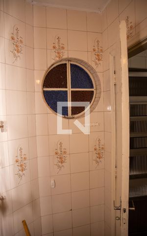 Casa à venda com 180m², 6 quartos e 2 vagasLavabo