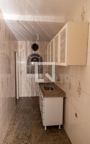 Casa à venda com 180m², 6 quartos e 2 vagasCozinha