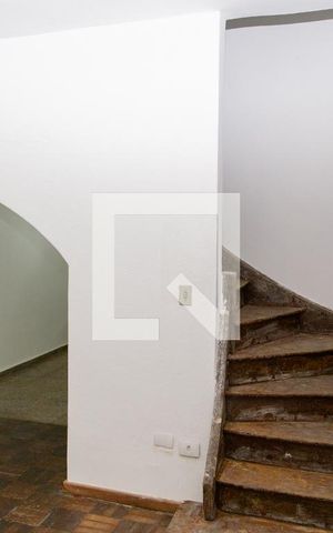 Casa à venda com 180m², 6 quartos e 2 vagasSala