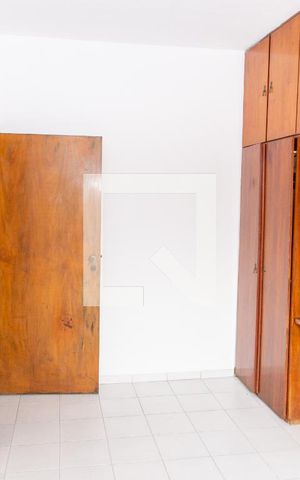 Casa à venda com 180m², 6 quartos e 2 vagasQuarto 1