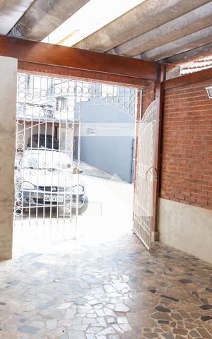 Casa à venda com 180m², 6 quartos e 2 vagasGaragem