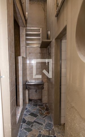 Casa à venda com 180m², 6 quartos e 2 vagasÁrea de Serviço Casa 2