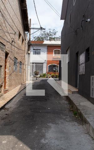 Casa à venda com 180m², 6 quartos e 2 vagasCorredor de Sada