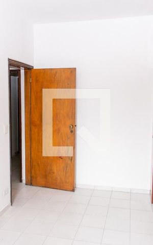 Casa à venda com 180m², 6 quartos e 2 vagasQuarto 1