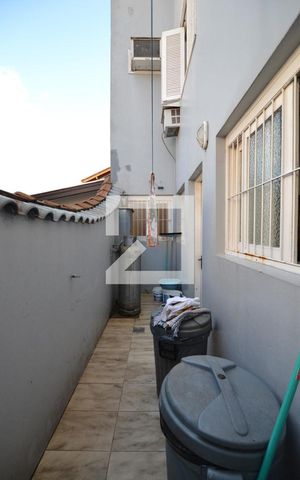 Casa à venda com 287m², 4 quartos e 2 vagasÁrea Externa